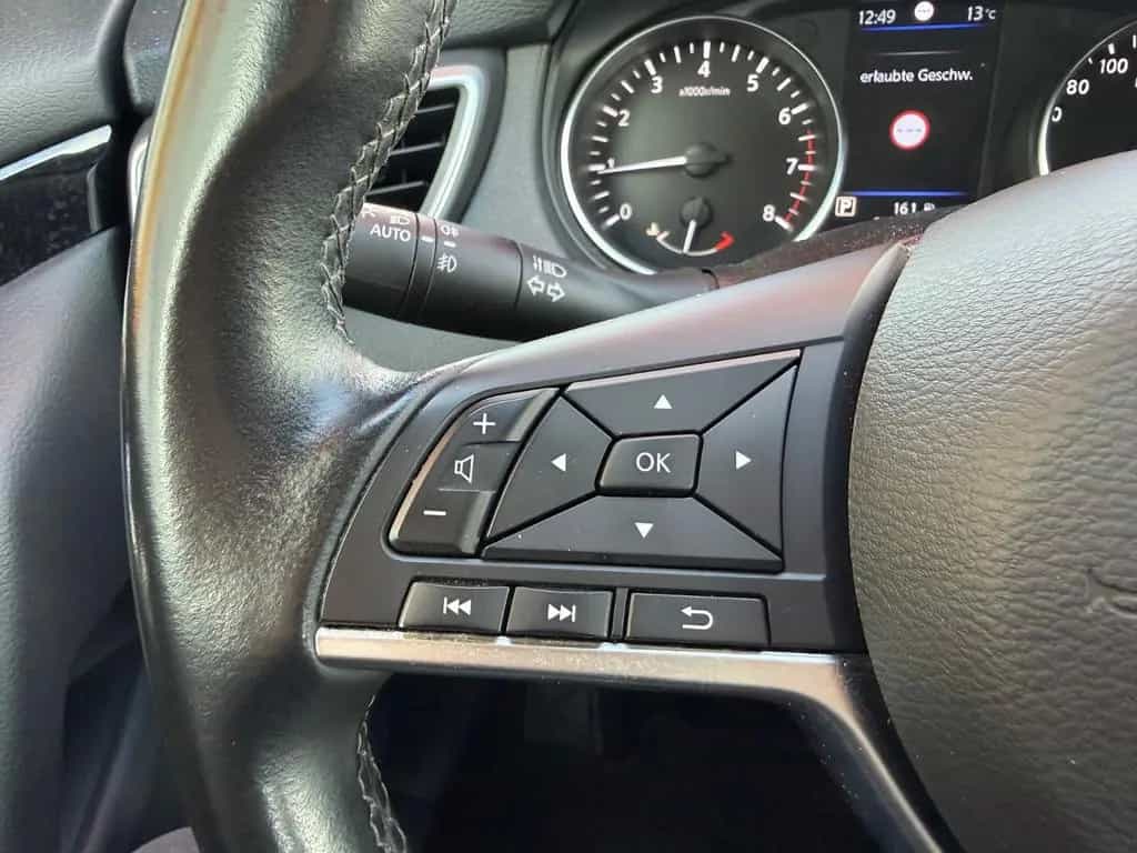 Nissan Qashqai Shiro=Automatik-AHk-Kamera-Navi-SHZ= 01/2021-photo-21