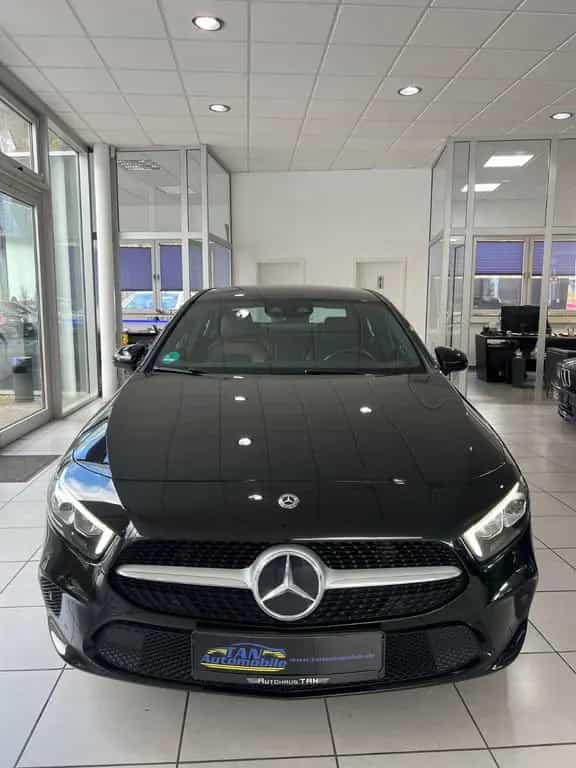 Mercedes-Benz A 200 Lim. *AMBIENTE*LEDER-BRAUN* Exclusive * 07/2019-photo-1