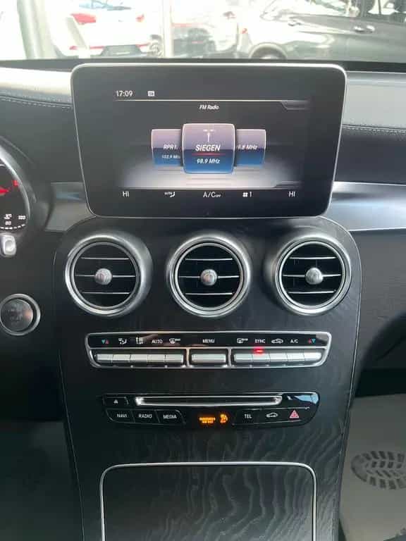Mercedes-Benz GLC-Class d 4Matic AMG LINE *PANORAMADACH* 09/2017-photo-17