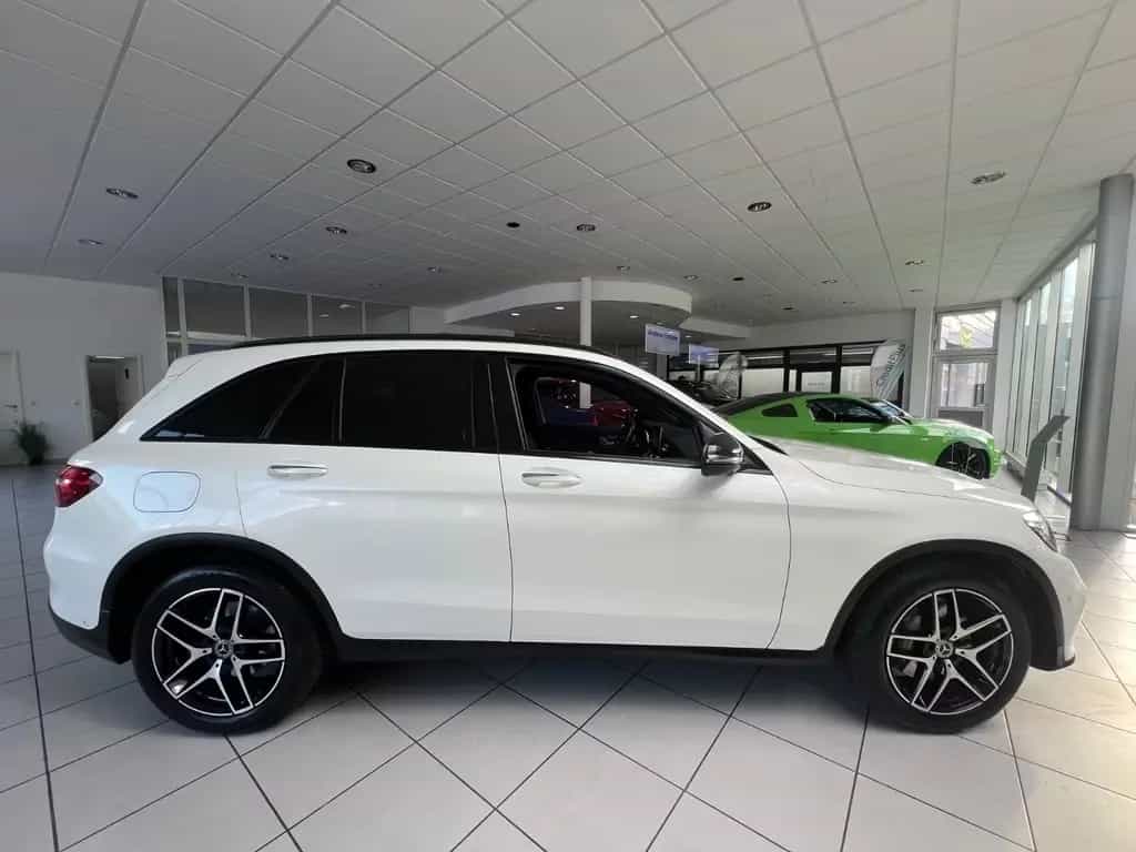 Mercedes-Benz GLC-Class d 4Matic AMG LINE *PANORAMADACH* 09/2017-photo-3