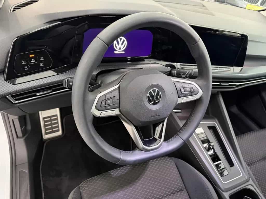 Volkswagen Golf VIII Lim. United eTSI 08/2021-photo-16