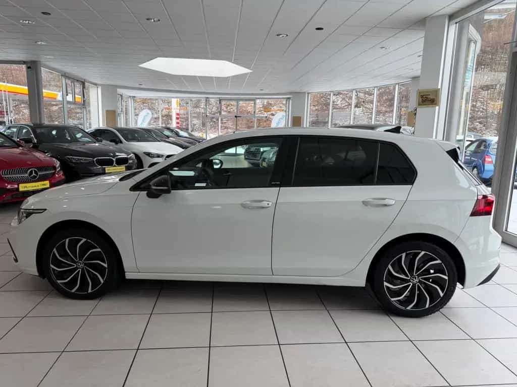 Volkswagen Golf VIII Lim. United eTSI 08/2021-photo-4