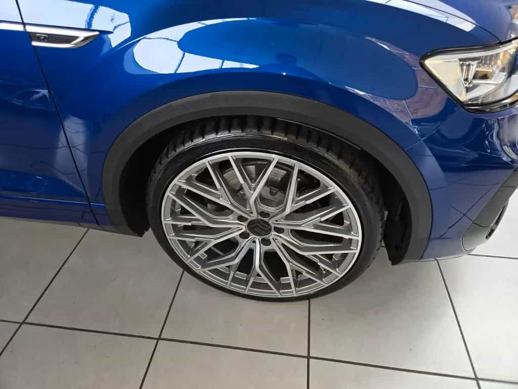 Volkswagen T-Roc R 4Motion 07/2020-photo-9