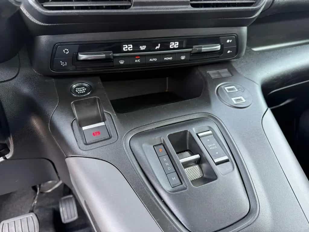 Toyota Proace (Verso) Proace City Verso L1 Lounge **AUTOMATIK** 01/2025-photo-14