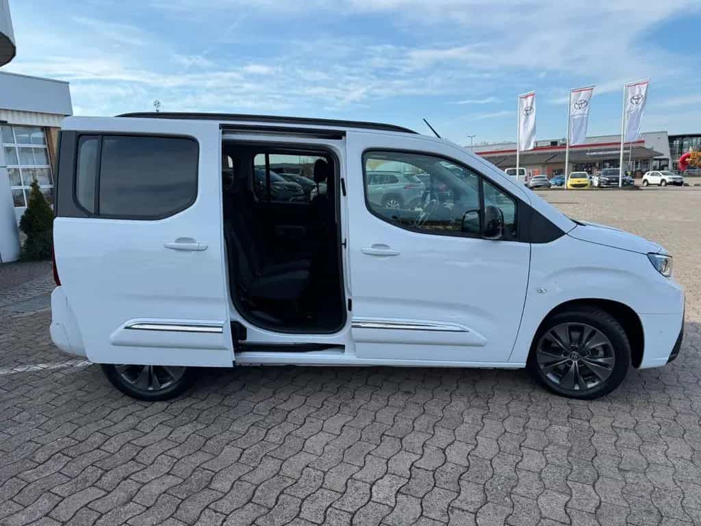 Toyota Proace (Verso) Proace City Verso L1 Lounge **AUTOMATIK** 01/2025-photo-3