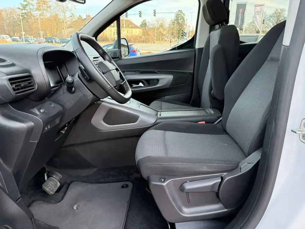 Toyota Proace (Verso) Proace City Verso L1 Lounge **AUTOMATIK** 01/2025-photo-8