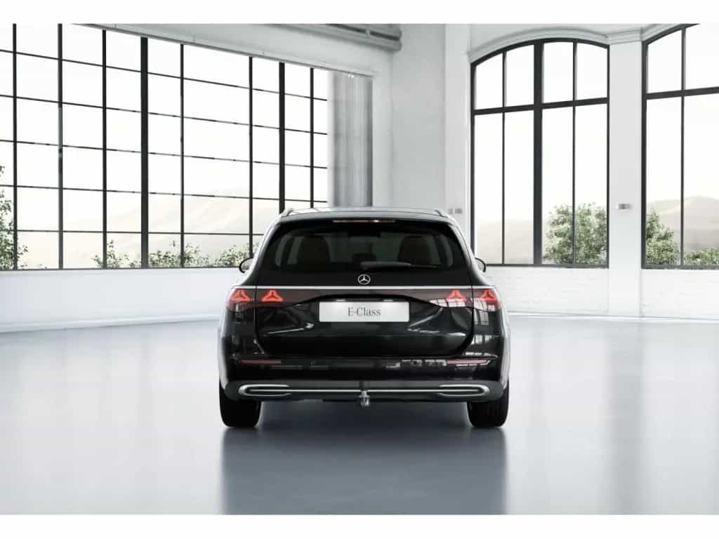 Mercedes-Benz E-Class 220 d T Avantgarde/AHK/DIGITAL/360/Distr/Memo 07/2025-photo-5