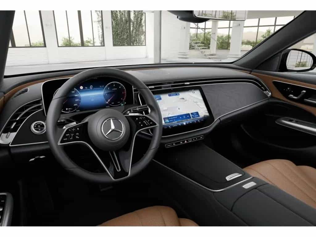 Mercedes-Benz E-Class 220 d T Avantgarde/AHK/DIGITAL/360/Distr/Memo 07/2025-photo-6