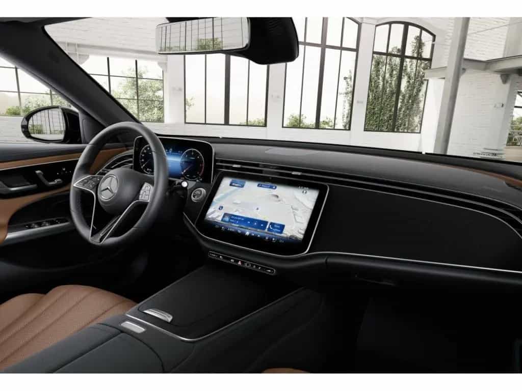 Mercedes-Benz E-Class 220 d T Avantgarde/AHK/DIGITAL/360/Distr/Memo 07/2025-photo-8