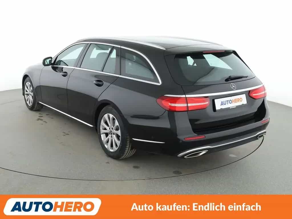 Mercedes-Benz E 200 T Exclusive Aut.*LED*NAVI*TEMPO*PDC*SHZ* 04/2019-photo-3