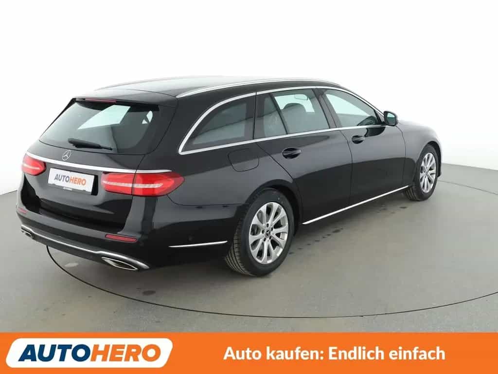 Mercedes-Benz E 200 T Exclusive Aut.*LED*NAVI*TEMPO*PDC*SHZ* 04/2019-photo-5
