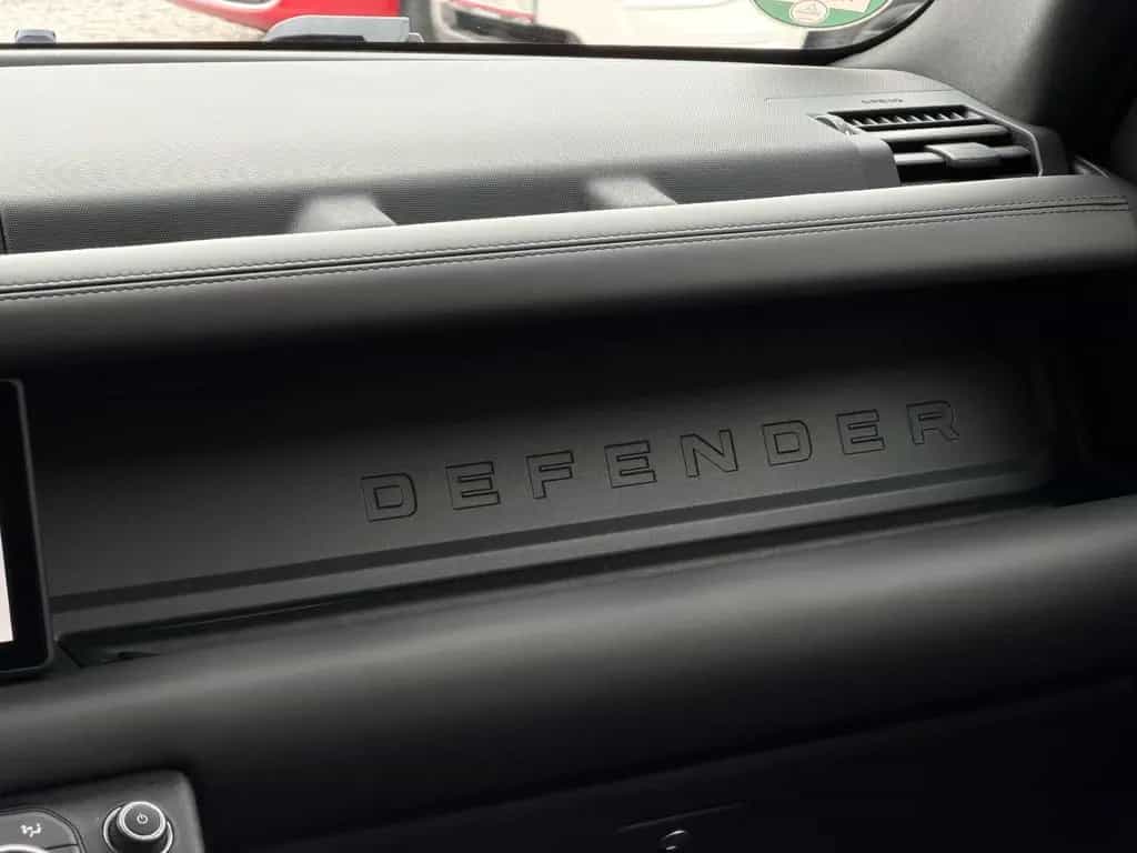 Land Rover Defender 90 X-Dynamic HSE 02/2021-photo-21