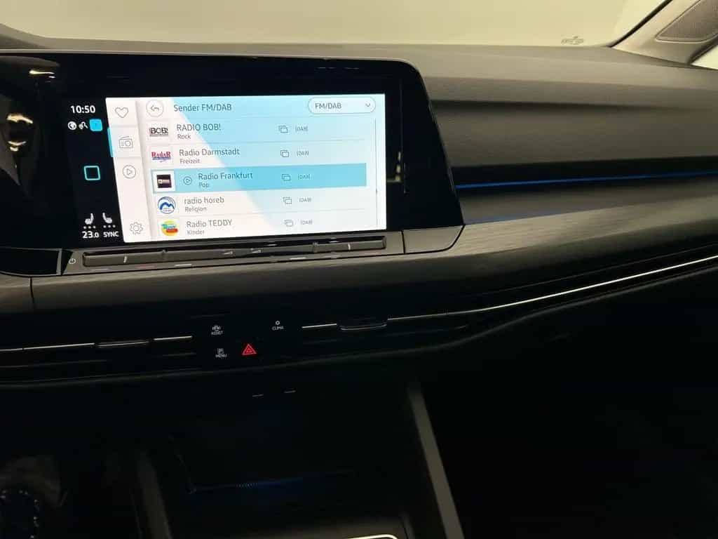 Volkswagen Golf Variant Style 1.5 eTSI DSG*NAVI*STDHZG*AHK* 09/2022-photo-5