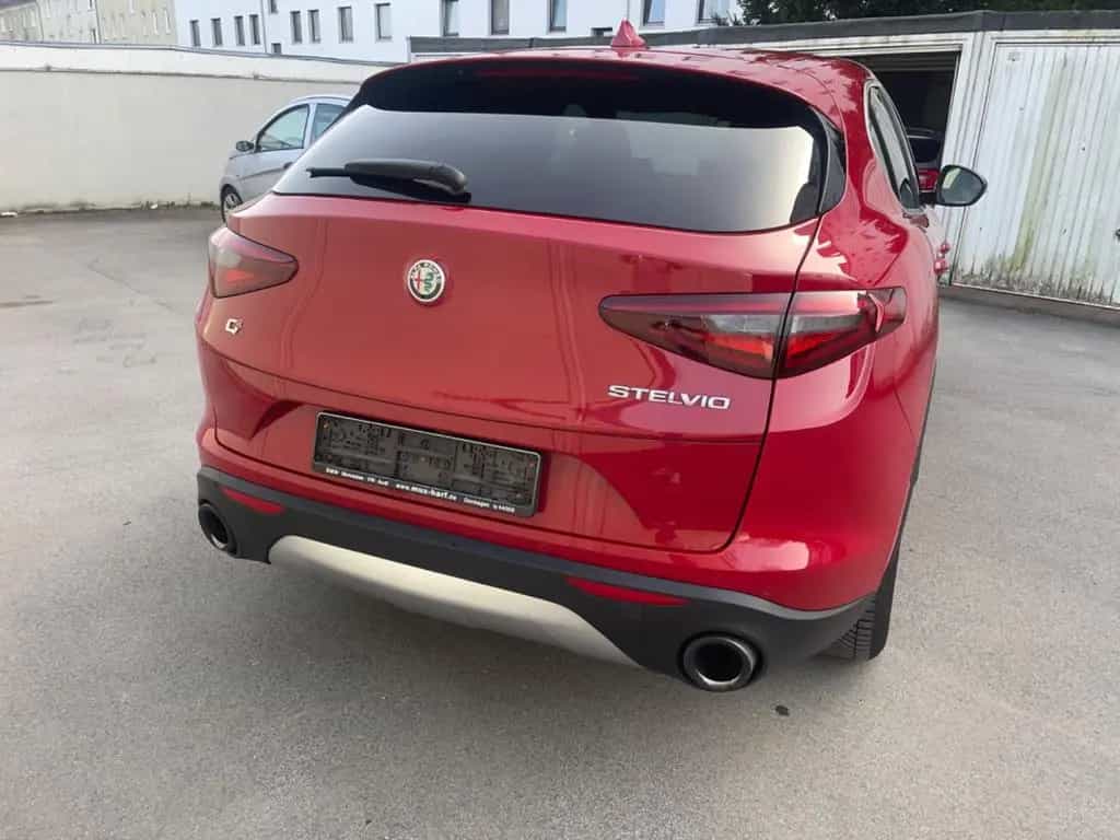 Alfa Romeo Stelvio Super Q4 Allrad  2HD leder klima AT8 11/2017-photo-7