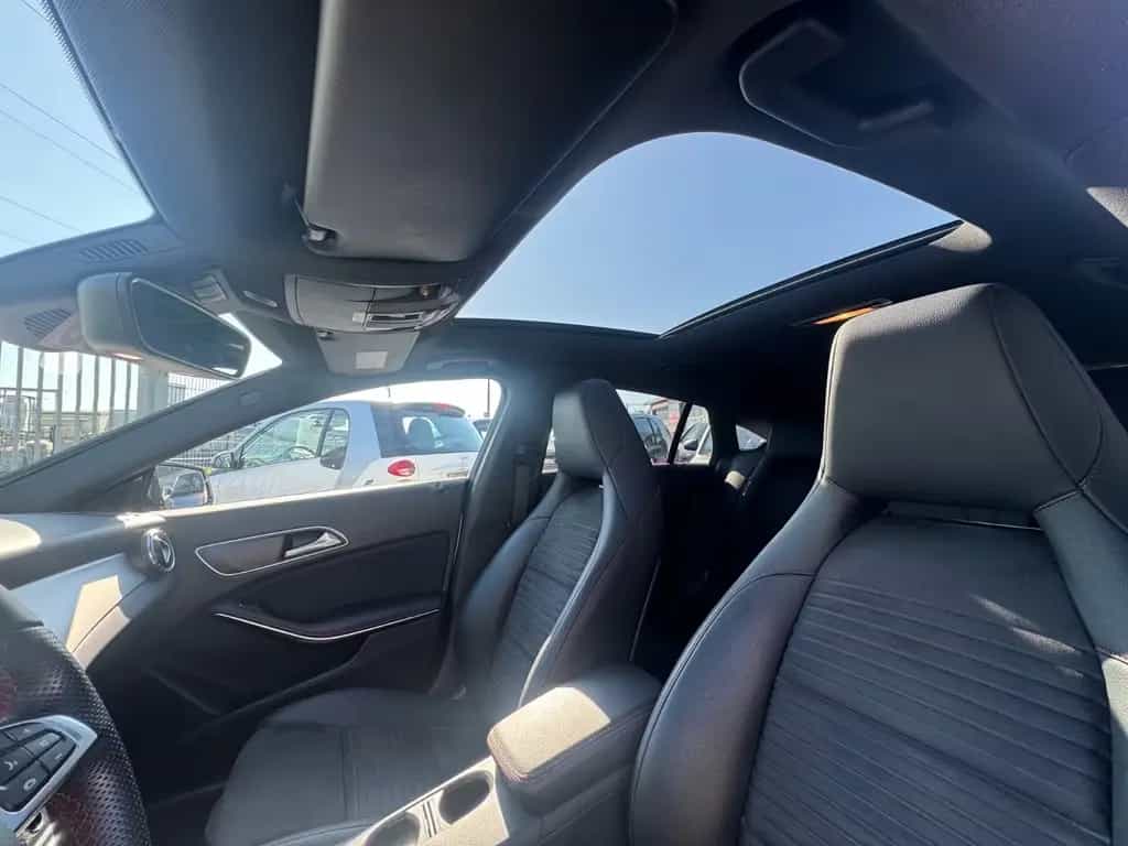 Mercedes-Benz CLA-Class Shooting Brake CLA 200 AMG LEDER PANORAMA 11/2017-photo-10