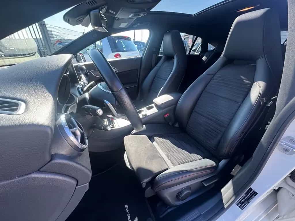 Mercedes-Benz CLA-Class Shooting Brake CLA 200 AMG LEDER PANORAMA 11/2017-photo-8