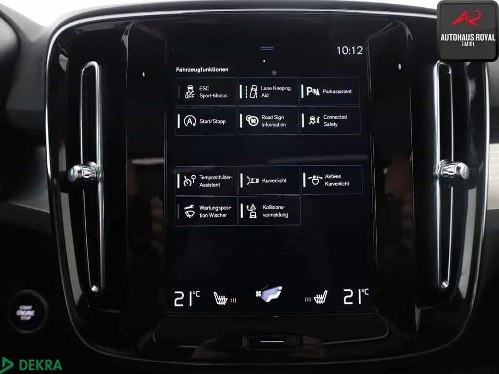 Volvo XC40 XC 40 2.0 T4 AWD PANORAMA,SPURHALTE,CARPLAY,LED 03/2020-photo-17