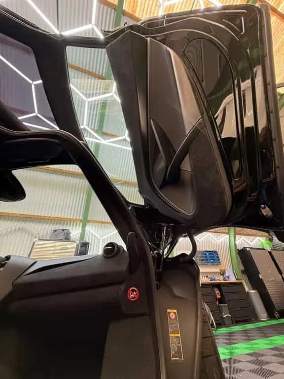 McLaren 720S Carbon Gorilla Glass 07/2018-photo-13