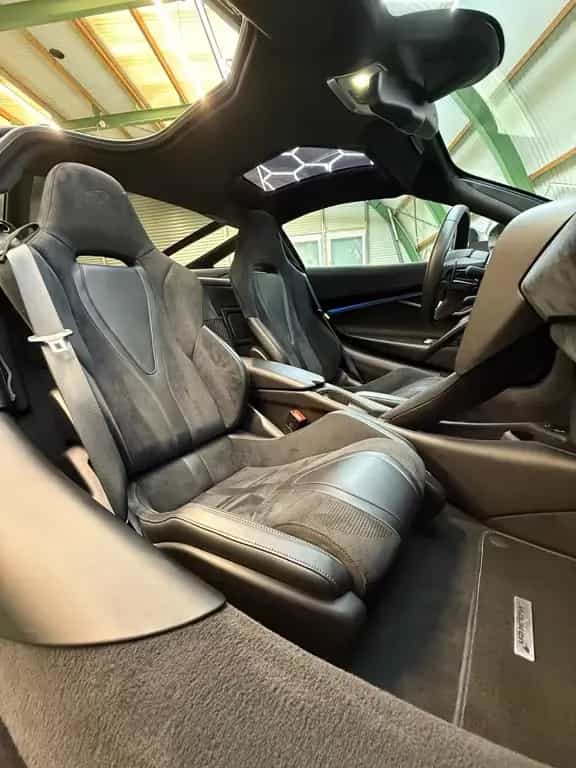 McLaren 720S Carbon Gorilla Glass 07/2018-photo-15