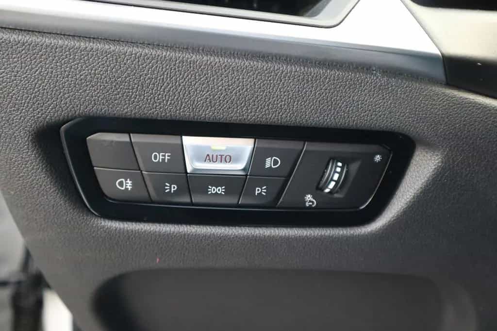 BMW 3 Series 318 d M Sport Aut. *CURVED*LED*PDC*NAVI* 03/2023-photo-21