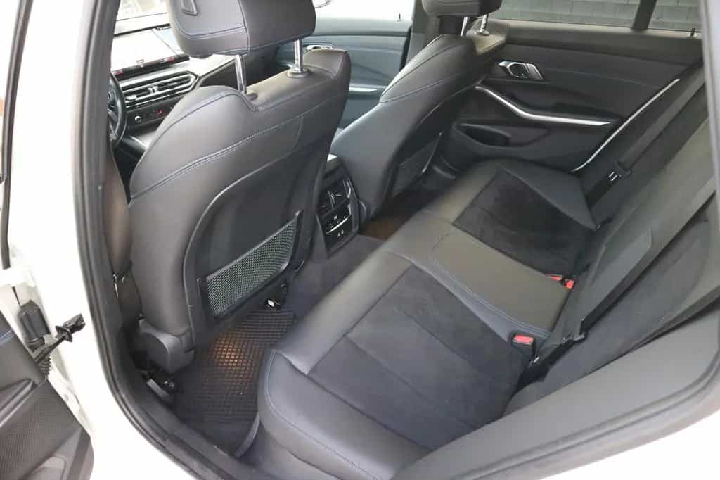 BMW 3 Series 318 d M Sport Aut. *CURVED*LED*PDC*NAVI* 03/2023-photo-22