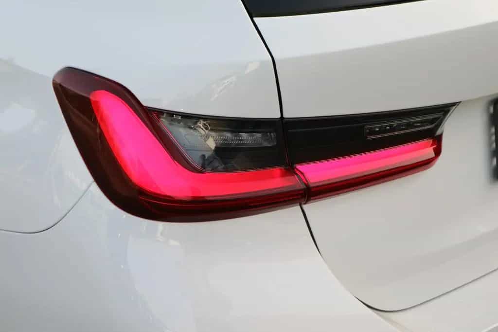 BMW 3 Series 318 d M Sport Aut. *CURVED*LED*PDC*NAVI* 03/2023-photo-25