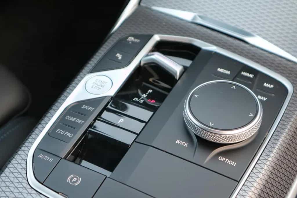 BMW 3 Series 318 d M Sport Aut. *CURVED*LED*PDC*NAVI* 03/2023-photo-32