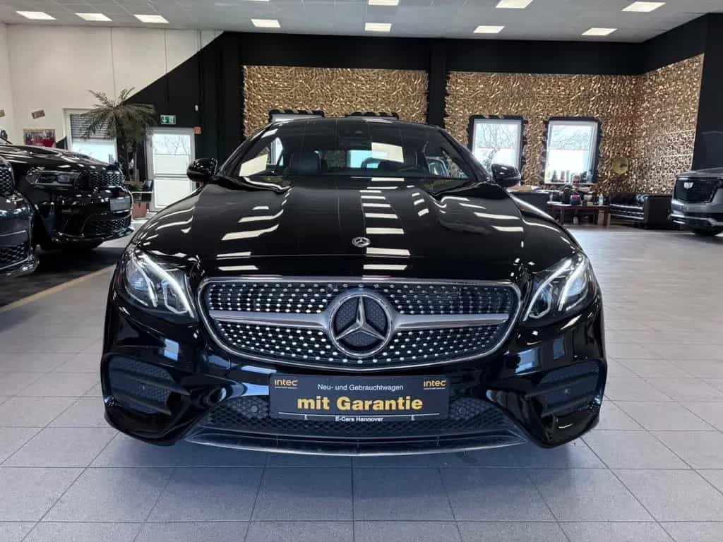 Mercedes-Benz E-Class 400 /Volldigital/Pano/LED/AMG-Paket/Top 11/2017-photo-1