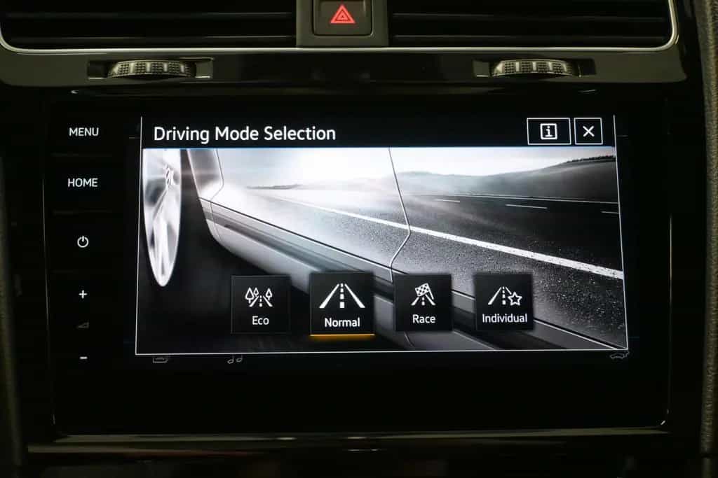 Volkswagen Golf R 4Motion *VIRTUAL *ACC *SHZ *KEYLESS *PDC 02/2019-photo-33