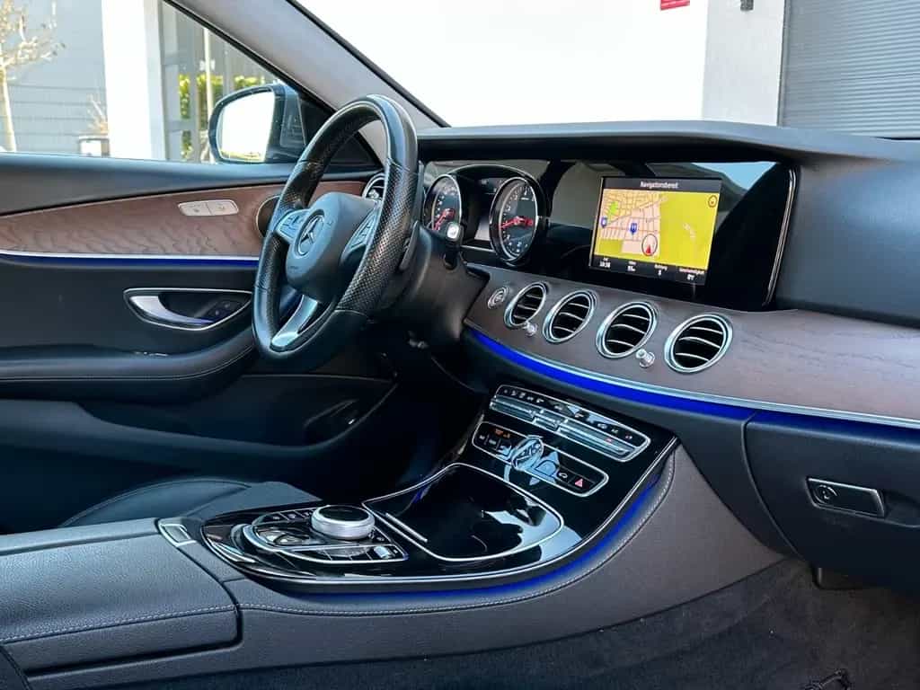 Mercedes-Benz E 200 Limousine 9G*LUXURY*AMBIENTE*NAVI*KAMERA* 04/2016-photo-13
