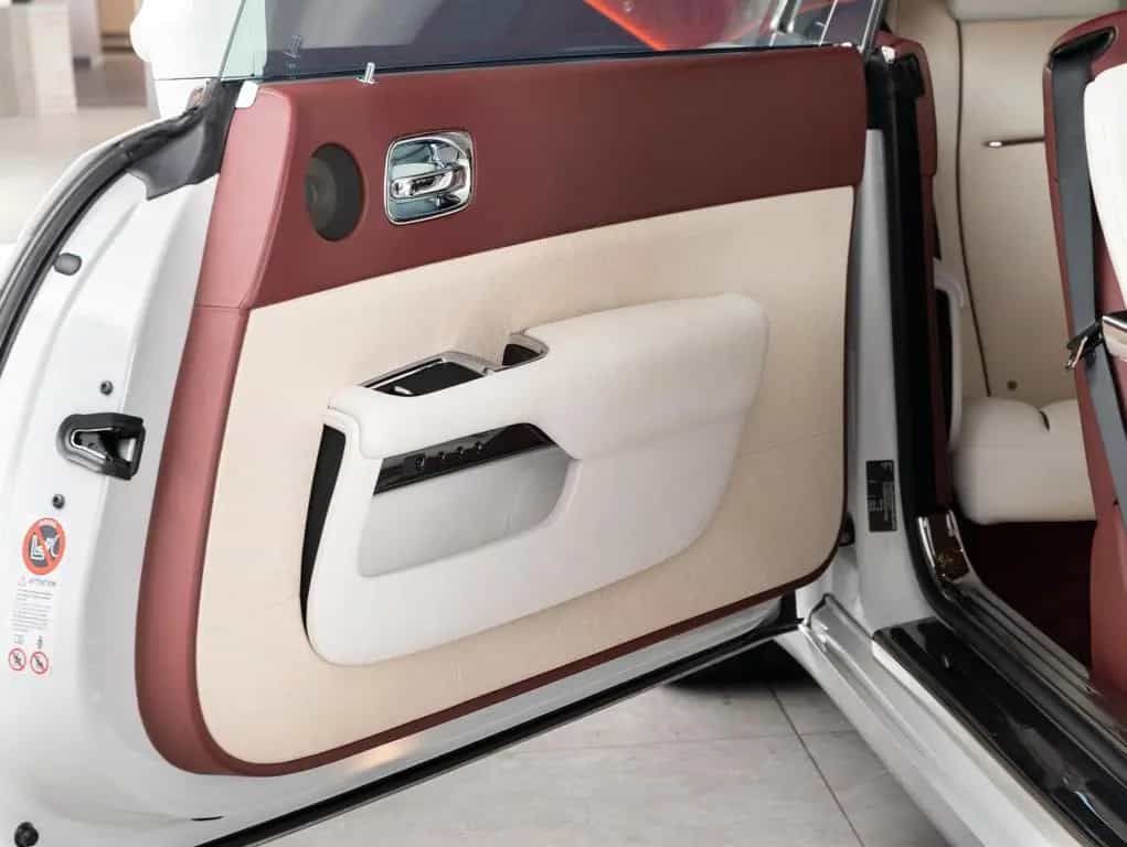 Rolls-Royce Wraith 02/2015-photo-11