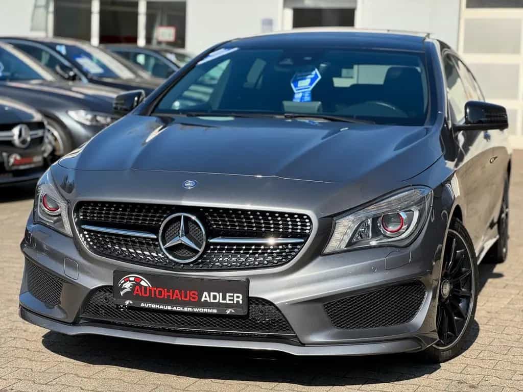 Mercedes-Benz CLA-Class 200 Shooting Brake AMG-LINE*PANO*XEN*H&K*KAM 03/2016-photo-2