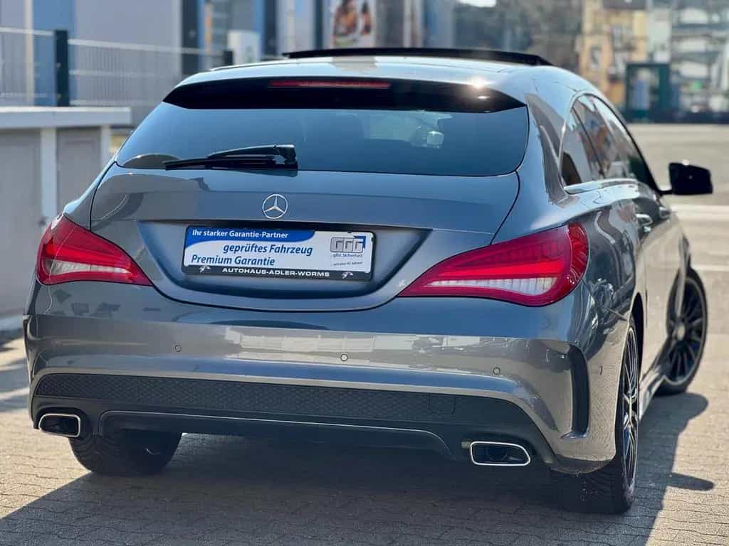 Mercedes-Benz CLA-Class 200 Shooting Brake AMG-LINE*PANO*XEN*H&K*KAM 03/2016-photo-22