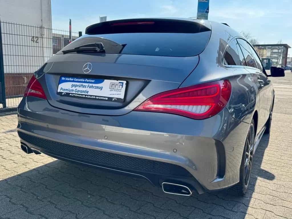 Mercedes-Benz CLA-Class 200 Shooting Brake AMG-LINE*PANO*XEN*H&K*KAM 03/2016-photo-24