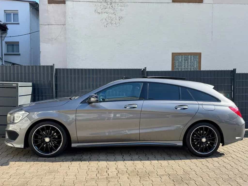 Mercedes-Benz CLA-Class 200 Shooting Brake AMG-LINE*PANO*XEN*H&K*KAM 03/2016-photo-9