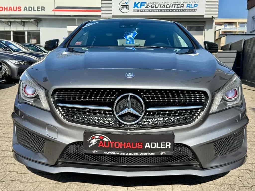 Mercedes-Benz CLA-Class 200 Shooting Brake AMG-LINE*PANO*XEN*H&K*KAM 03/2016-photo-1