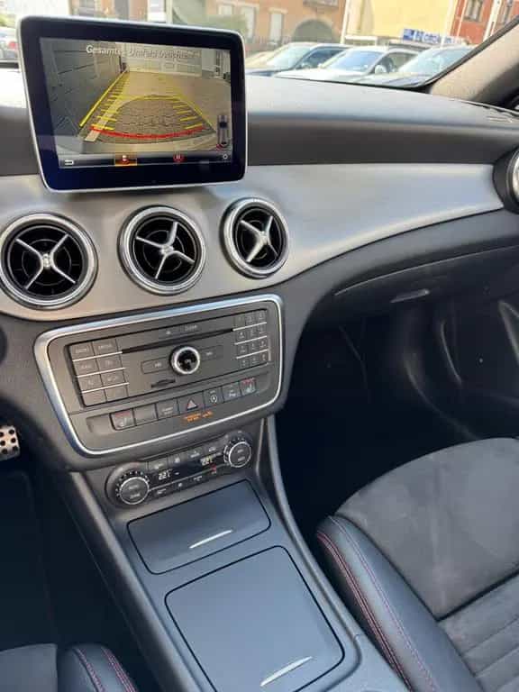 Mercedes-Benz CLA-Class 200 Shooting Brake AMG-LINE*PANO*XEN*H&K*KAM 03/2016-photo-35