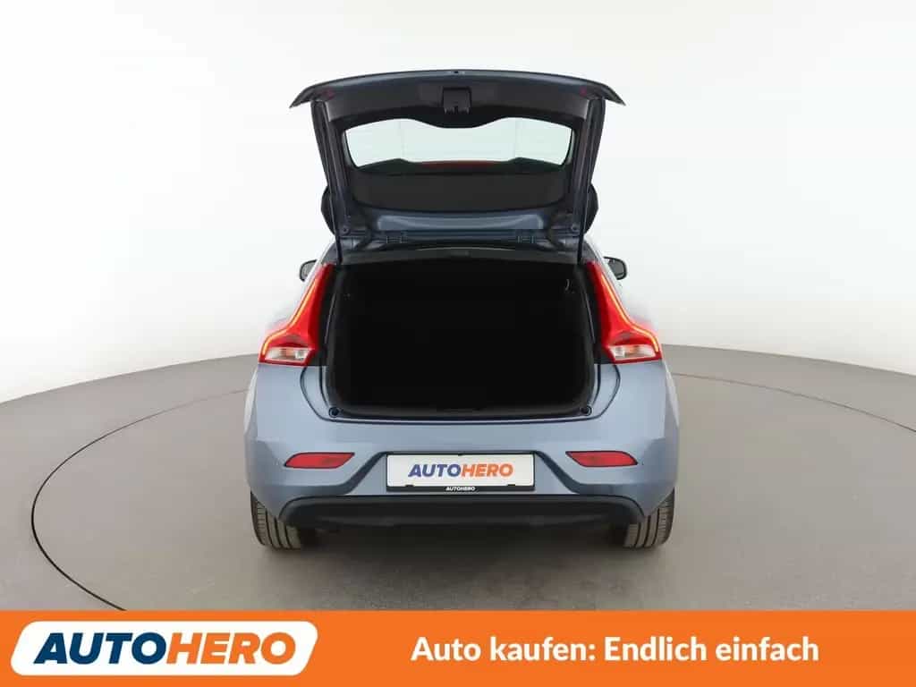 Volvo V40 1.5 Momentum Aut.*NAVI*PDC*SHZ*TEMPO*ALU* 10/2017-photo-16