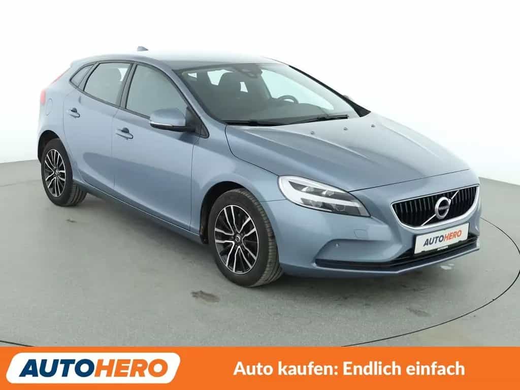 Volvo V40 1.5 Momentum Aut.*NAVI*PDC*SHZ*TEMPO*ALU* 10/2017-photo-7