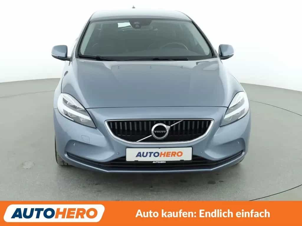 Volvo V40 1.5 Momentum Aut.*NAVI*PDC*SHZ*TEMPO*ALU* 10/2017-photo-8