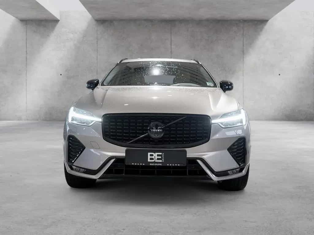 Volvo XC60 B4 Ultimate Dark AWD B&W AHK STANDHEIZUNG 11/2023-photo-0