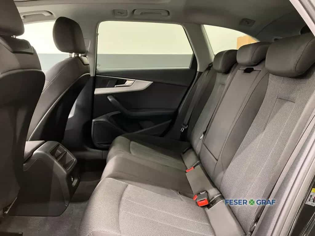 Audi A4 Avant S line Competition 35 TDI Pano AHK APP 12/2022-photo-10