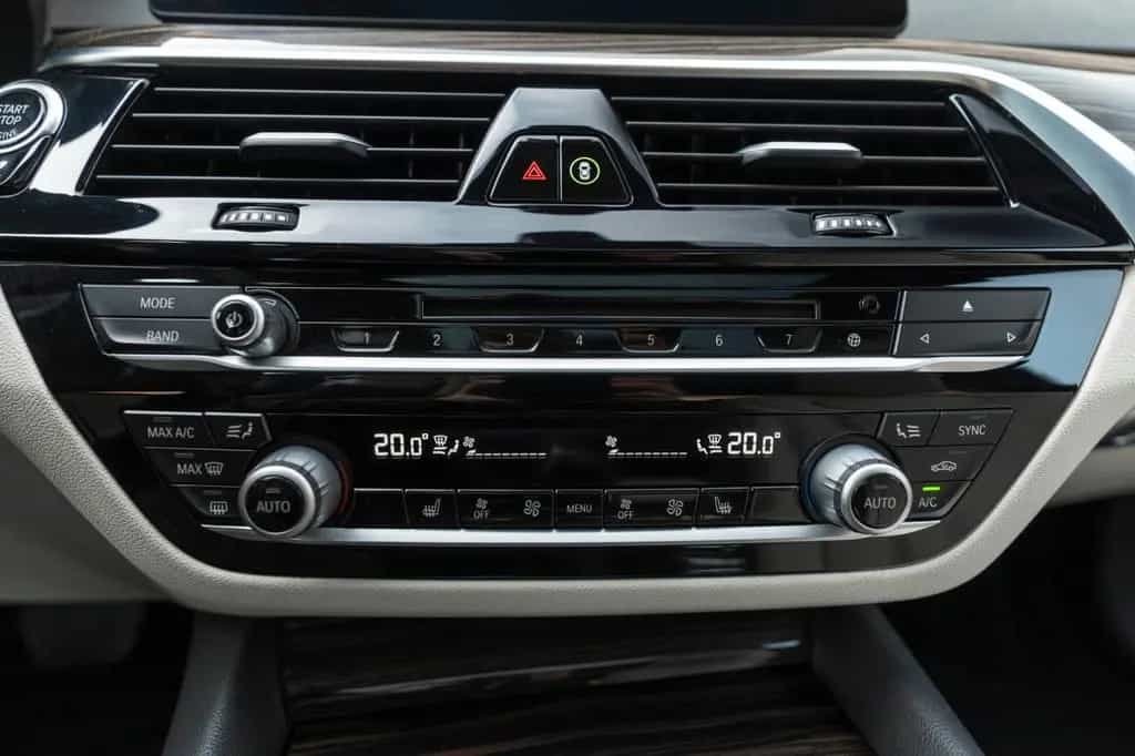 BMW 5 Series 530I M-PERFORMANCE LED KAM CARPLAY TOTW RDK HIFI 02/2019-photo-14