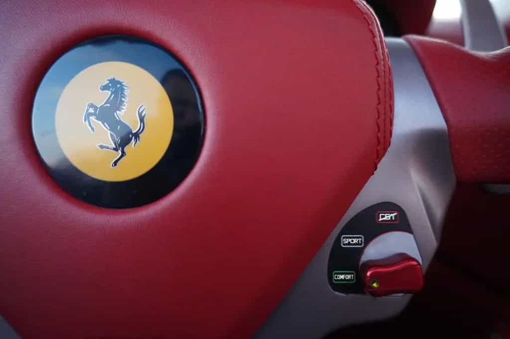 Ferrari California 4.3 V8 4-Sitzer 01/2012-photo-27