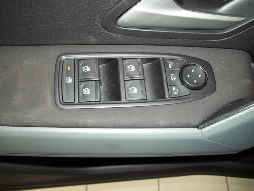 Dacia Duster III TCe 130 Extreme 4x4 05/2025-photo-10
