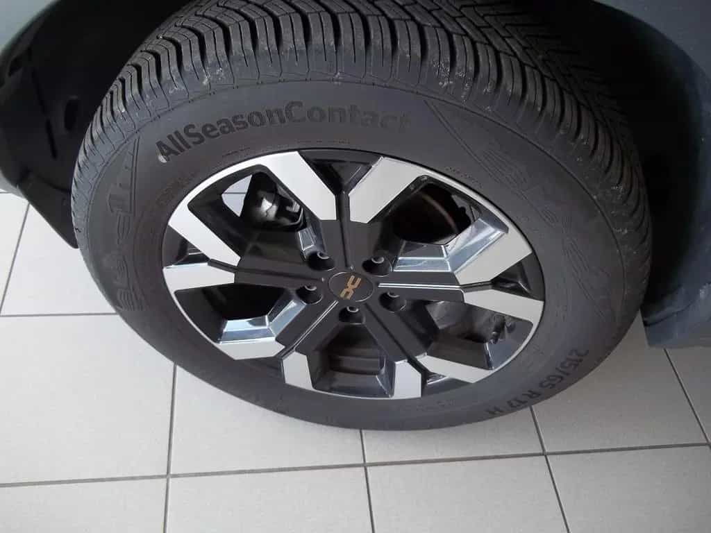 Dacia Duster III TCe 130 Extreme 4x4 05/2025-photo-26
