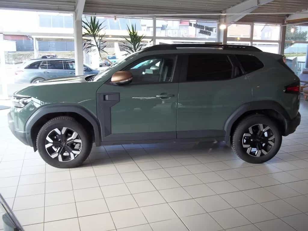 Dacia Duster III TCe 130 Extreme 4x4 05/2025-photo-2