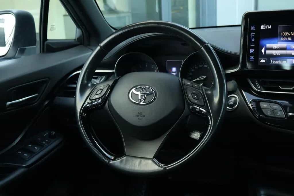Toyota C-HR 1.2 Dynamic / kamera / Cruise / DAB 04/2017-photo-12