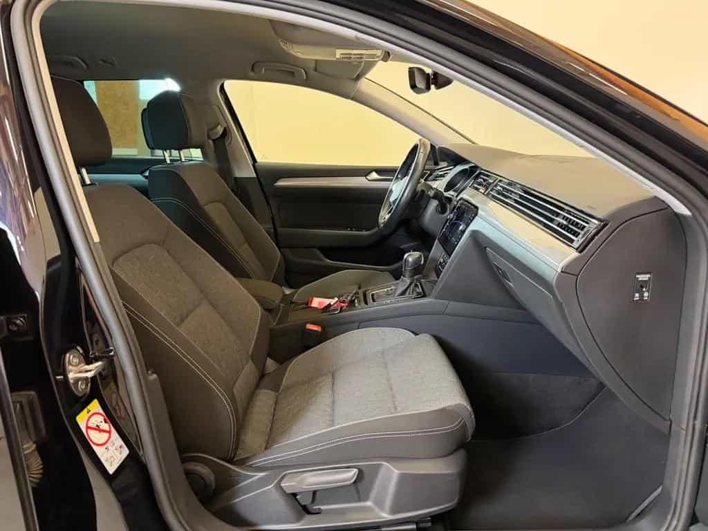Volkswagen Passat Business 4Motion 2.0TDI/AHK/R-Kam/Standhe 11/2022-photo-18