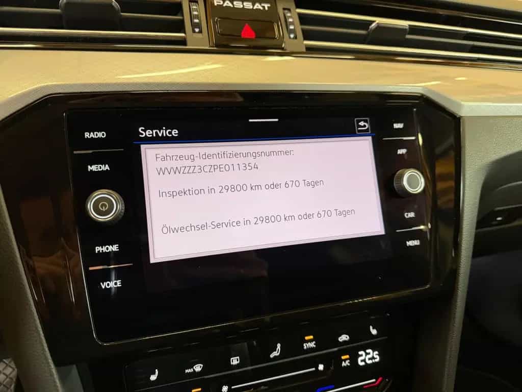 Volkswagen Passat Business 4Motion 2.0TDI/AHK/R-Kam/Standhe 11/2022-photo-30
